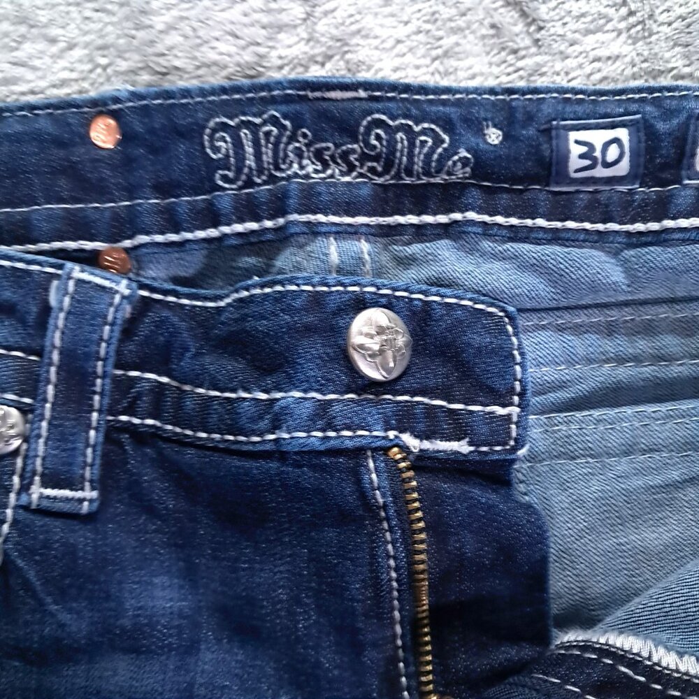 Miss Me Jean Women 31x34, Tag 30X34 Boot Cut Embellished Distressed Flap Pockets - Picture 6 of 16